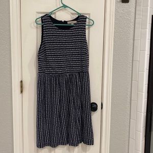 ⭐️LOFT sleeveless dress.